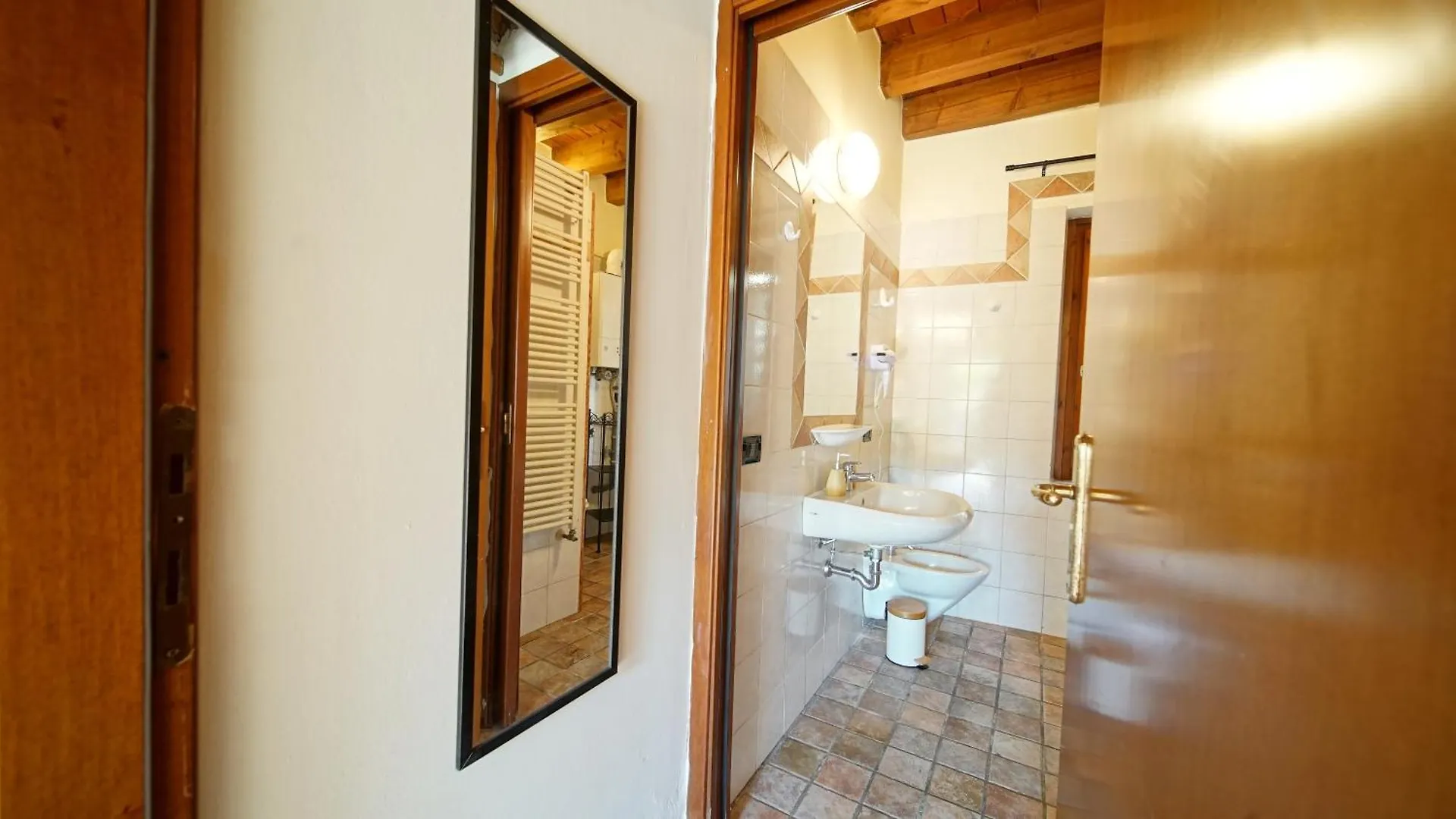 B&B Relax Room Peschiera Del Garda Cavalcaselle 0*,